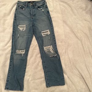 Hollister Co. Blue Ripped Jeans. Size 1 (25)
